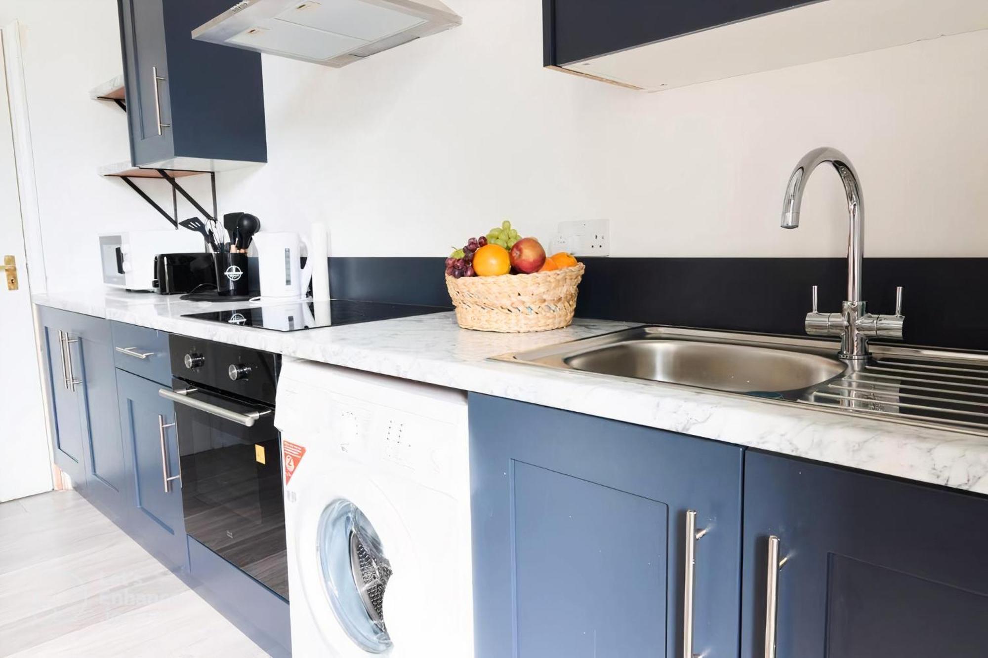 런던 Chic Bayswater Luxury Retreat 아파트 외부 사진